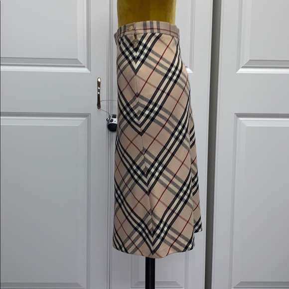 Vintage Burberry nova check wool A-line skirt - Picture 3 of 4